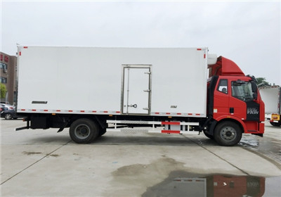解放J6冷藏車-廂長7.6米 解放J6冷藏車-廂長7.6米