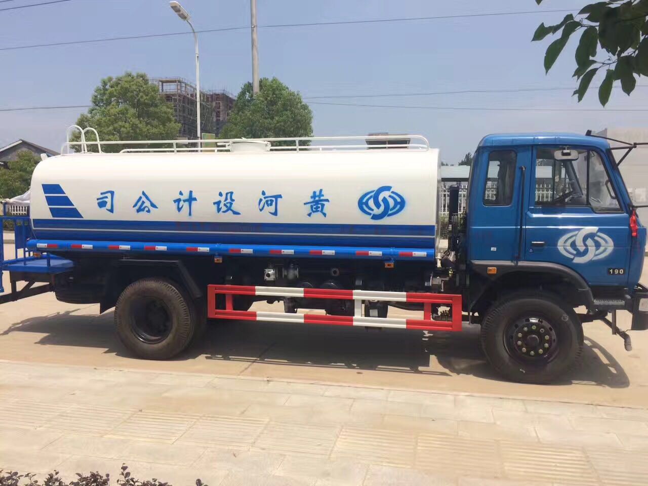 CLW5161GPST5東風(fēng)153b.jpg