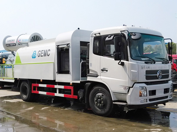 東風(fēng)天錦多功能抑塵車(chē)-60米-80米發(fā)電廠(chǎng)用除塵霧炮車(chē)、8方-10方除霾高射程多功能抑塵車(chē)