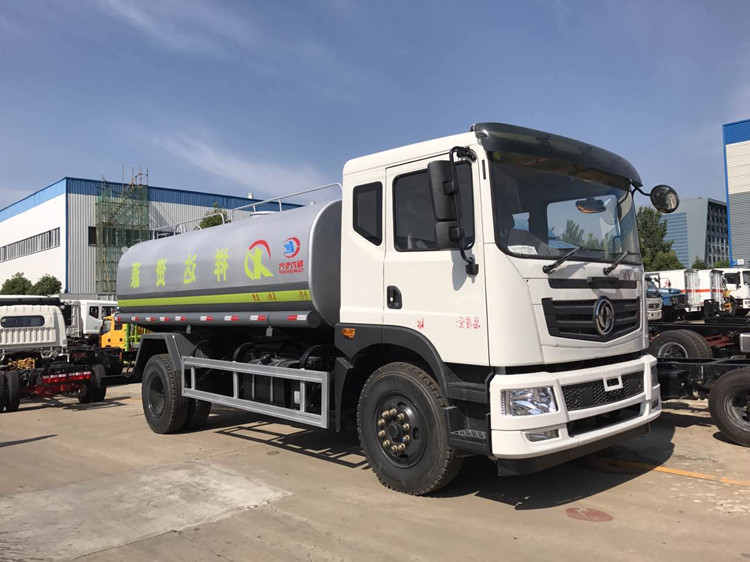 CLW5161GPST5東風(fēng)153 2_副本.jpg CLW5161GPST5東風(fēng)153 2_副本.jpg