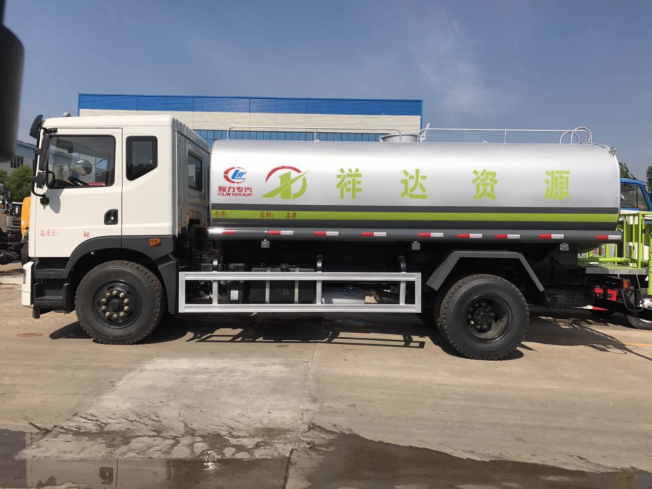 CLW5161GPST5東風(fēng)153 4.jpg CLW5161GPST5東風(fēng)153 4.jpg