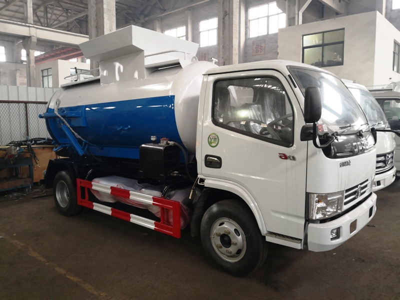 東風(fēng)小多利卡5噸餐廚垃圾車/泔水車