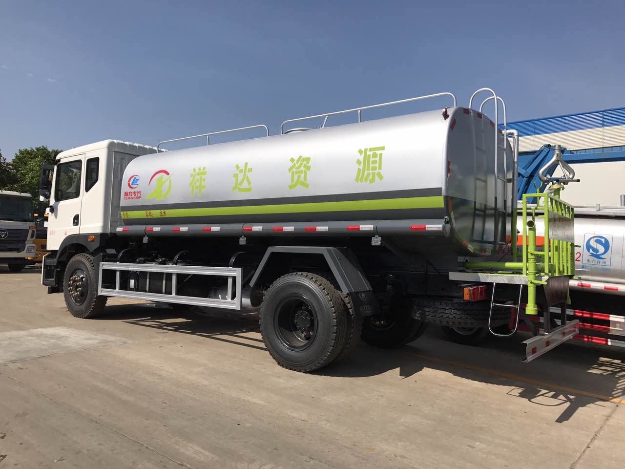 CLW5161GPST5東風(fēng)153 5.jpg CLW5161GPST5東風(fēng)153 5.jpg
