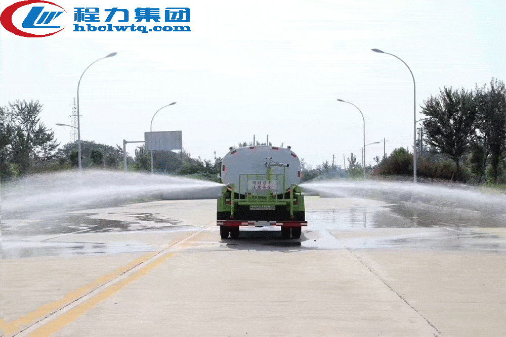 20190819031100858.gif