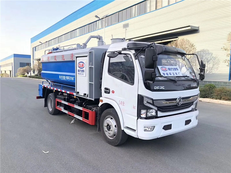 國(guó)六東風(fēng)大多利卡D7清洗吸污車(chē)